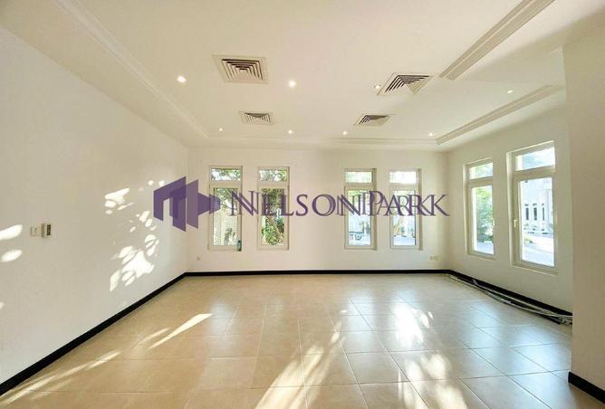 1004046 - Property Image 2