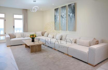 Apartment - 3 Bedrooms - 2 Bathrooms for rent in Giardino Village - The Pearl Island - Doha