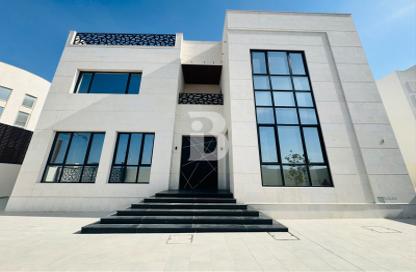 Villa - 5 Bedrooms - 7 Bathrooms for sale in Waterfront North Villas - Waterfront Residential - The Waterfront - Lusail
