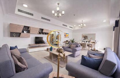 Compound - 3 Bedrooms - 4 Bathrooms for rent in Wadi Al Markh - Muraikh - AlMuraikh - Doha