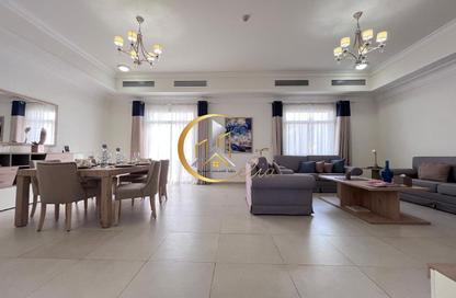 Compound - 3 Bedrooms - 4 Bathrooms for rent in Wadi Al Markh - Muraikh - AlMuraikh - Doha