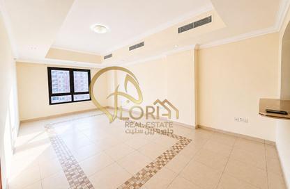 Apartment - 1 Bedroom - 2 Bathrooms for rent in East Porto Drive - Porto Arabia - The Pearl Island - Doha