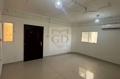 Apartment - 1 Bathroom for rent in Onaiza Street - Diplomatic Area - Doha