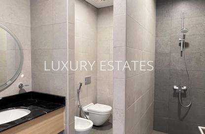 Apartment - 2 Bedrooms - 4 Bathrooms for rent in Floresta Gardens - Floresta Gardens - The Pearl Island - Doha Apartment - 2 Bedrooms - 4 Bathrooms for rent in Floresta Gardens - Floresta Gardens - The Pearl Island - Doha