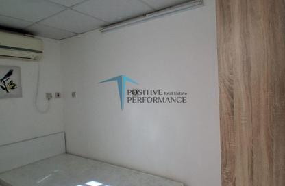 Apartment - Studio - 1 Bathroom for rent in Al Dafna - Al Dafna - Doha