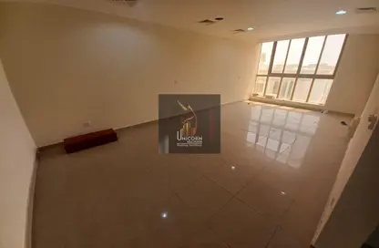 Apartment - 2 Bedrooms - 2 Bathrooms for rent in Al Sadd Road - Al Sadd - Doha