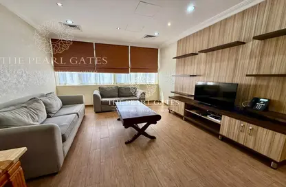 Apartment - 3 Bedrooms - 3 Bathrooms for rent in Salaja Street - Doha Al Jadeed - Doha