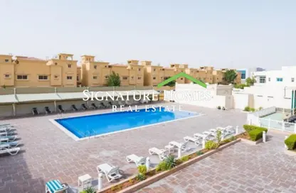 Villa - 3 Bedrooms - 5 Bathrooms for rent in Umm Al Seneem Street - Ain Khaled - Doha