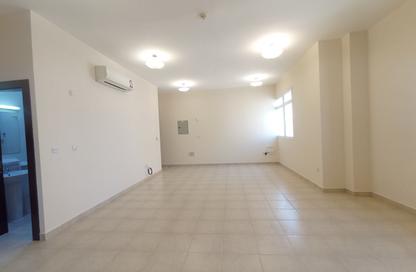 Apartment - 2 - 2 for rent in Najma Street - Najma - Doha