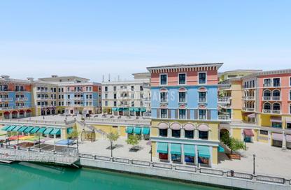 Apartment - 2 - 3 for sale in Chateau - Qanat Quartier - The Pearl Island - Doha