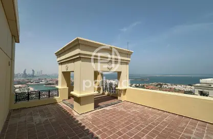 Apartment - 2 Bedrooms - 3 Bathrooms for rent in Viva West - Viva Bahriyah - The Pearl Island - Doha