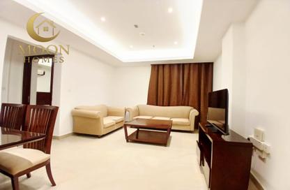 Apartment - 2 Bedrooms - 2 Bathrooms for rent in Umm Ghuwalina - Umm Ghuwailina - Doha