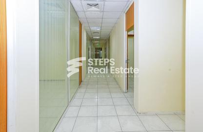 Office Space - Studio - 1 Bathroom for rent in Fereej Abdul Aziz - Fereej Abdul Aziz - Doha