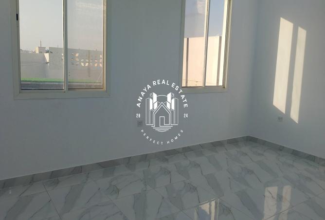 56367333 - Property Image 2