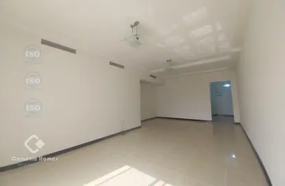 شقة - 3 غرف نوم - 3 حمامات للايجار في شارع النصر - النصر - الدوحة