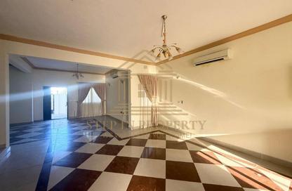 Compound - 5 Bedrooms - 5 Bathrooms for rent in Al Dhakhira - Al Thakhira - Al Khor