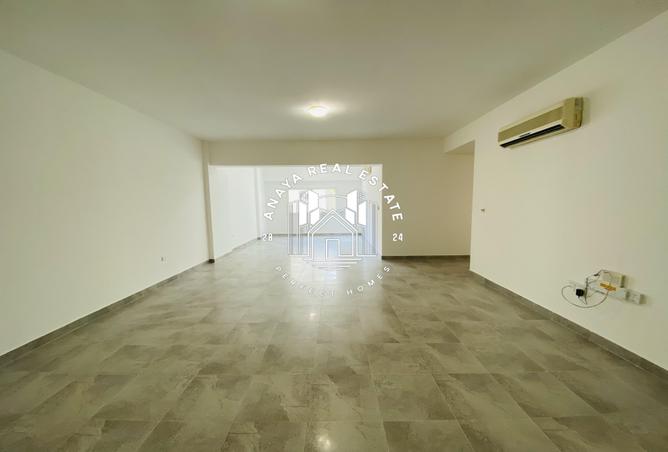 1010905 - Property Image 3