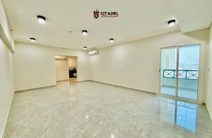 Apartment - 2 Bedrooms - 3 Bathrooms for rent in Musheireb Tower - Musheireb - Musheireb - Doha