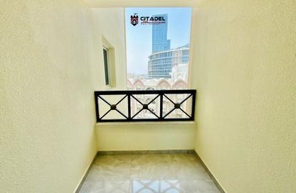 Apartment - 2 Bedrooms - 3 Bathrooms for rent in Musheireb Tower - Musheireb - Musheireb - Doha