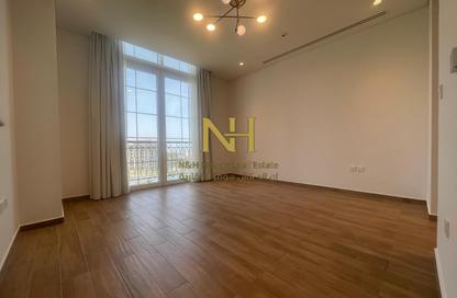 Apartment - 1 Bedroom - 2 Bathrooms for rent in Floresta Gardens - Floresta Gardens - The Pearl Island - Doha