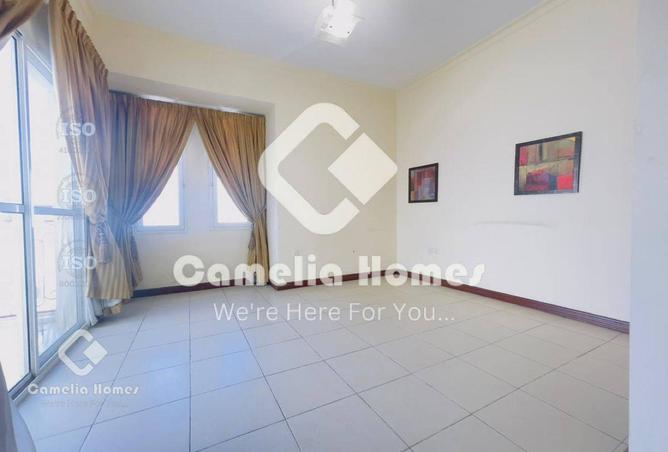 978934 - Property Image 2