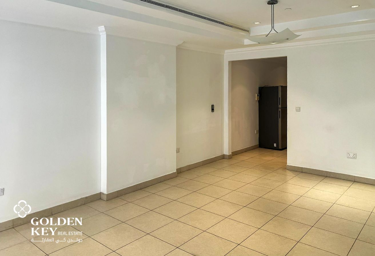 Semi-Furnished |Spacious 1 Bedroom in Porto Arabia