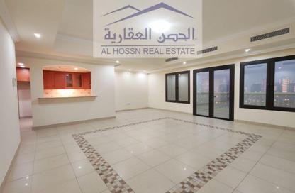 Apartment - 2 Bedrooms - 3 Bathrooms for rent in Tuscan Tower - Porto Arabia - The Pearl Island - Doha