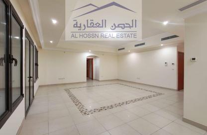 Apartment - 2 Bedrooms - 3 Bathrooms for rent in Tuscan Tower - Porto Arabia - The Pearl Island - Doha