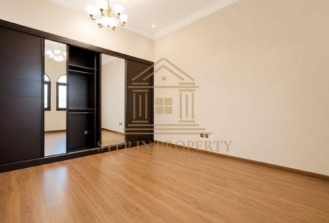 60779646 - Property Image 2