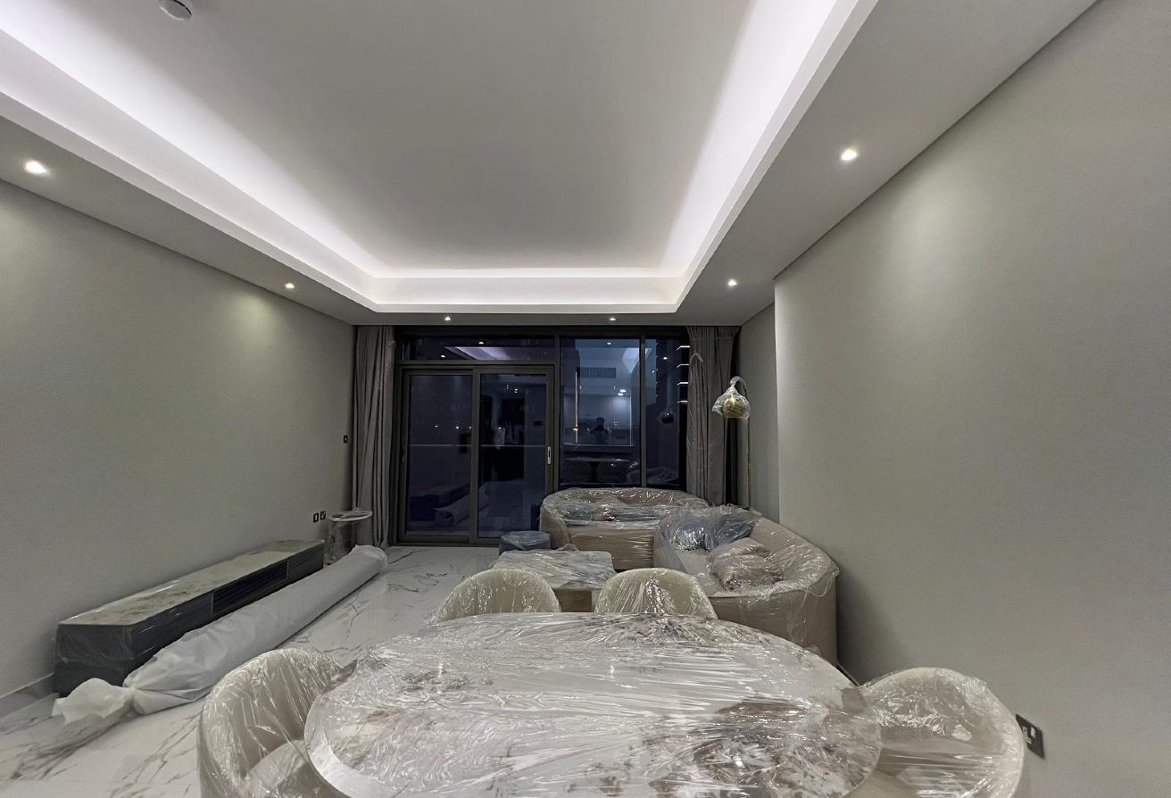 Spectacular One BHK|Fully Furnished|With Balcony