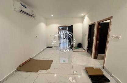 Apartment - Studio - 1 Bathroom for rent in Al Maamoura - Al Maamoura - Doha Apartment - Studio - 1 Bathroom for rent in Al Maamoura - Al Maamoura - Doha