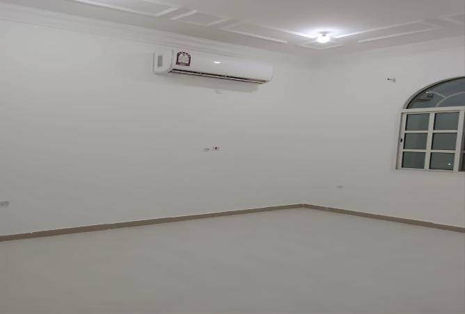 55728800 - Property Image 2