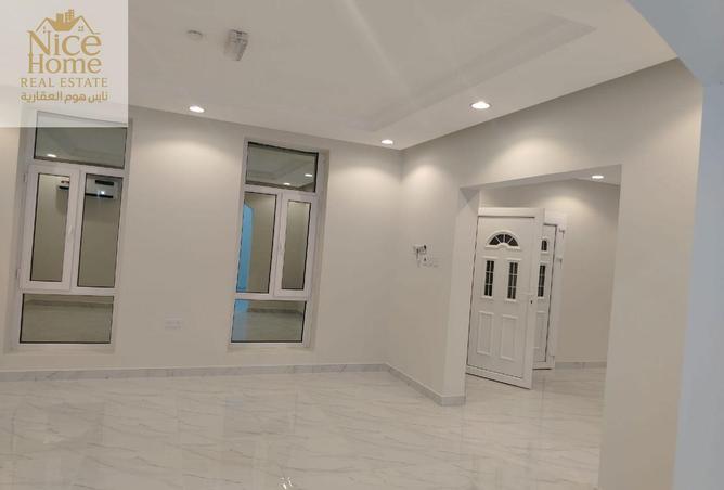 55128438 - Property Image 2