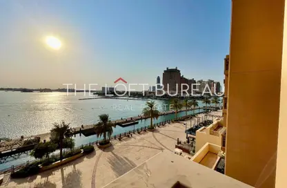 Apartment - 1 Bedroom - 2 Bathrooms for rent in East Porto Drive - Porto Arabia - The Pearl Island - Doha