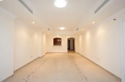 Apartment - 2 Bedrooms - 2 Bathrooms for sale in East Porto Drive - Porto Arabia - The Pearl Island - Doha