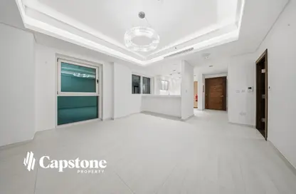 Apartment - 1 Bedroom - 2 Bathrooms for rent in Crystal Residence - Gewan Island - The Pearl Island - Doha