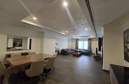 Apartment - 1 Bedroom - 2 Bathrooms for rent in East Porto Drive - Porto Arabia - The Pearl Island - Doha