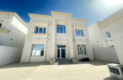Villa - 7 Bedrooms - 7+ Bathrooms for sale in Izghawa - Izghawa - Doha