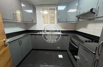 Apartment - 2 Bedrooms - 2 Bathrooms for rent in Al Sadd Road - Al Sadd - Doha