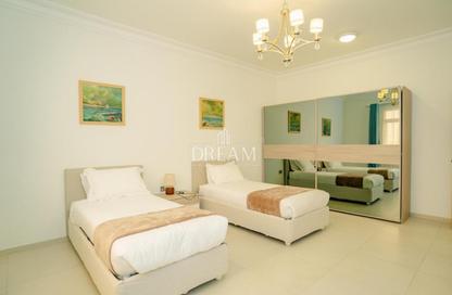 Apartment - 3 Bedrooms - 4 Bathrooms for rent in Muraikh - AlMuraikh - Doha