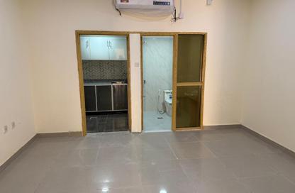 Apartment - Studio - 1 Bathroom for rent in Al Markhiya Street - Al Markhiya - Doha