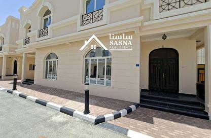 مجمع سكني - 6 غرف نوم - 5 حمامات للايجار في أم صلال علي - أم صلال على - الدوحة