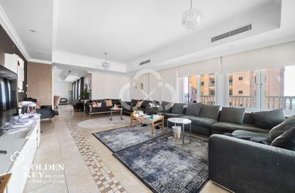 Apartment - 3 - 4 for sale in East Porto Drive - Porto Arabia - The Pearl Island - Doha