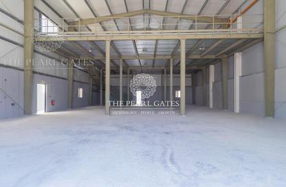 Warehouse - Studio - 2 Bathrooms for rent in East Industrial Street - Birkat Al Awamer - Al Wakra