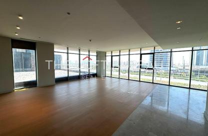 Apartment - 2 Bedrooms - 3 Bathrooms for sale in Seef Lusail Tower 1 - Seef Lusail - Lusail City - Lusail