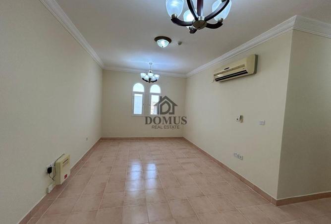 55327153 - Property Main Image