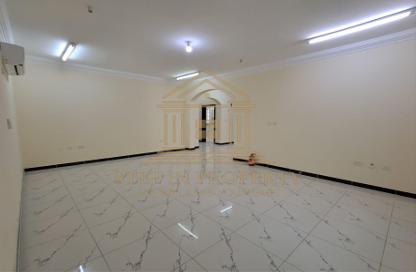 Villa - 5 Bedrooms - 3 Bathrooms for rent in Ain Khaled Villas - Ain Khaled - Doha Villa - 5 Bedrooms - 3 Bathrooms for rent in Ain Khaled Villas - Ain Khaled - Doha