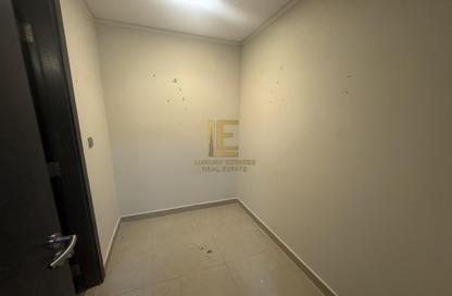 Apartment - 2 Bedrooms - 4 Bathrooms for rent in Regency Residence Fox Hills 2 - Lusail