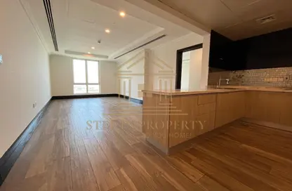 Apartment - 1 Bedroom - 2 Bathrooms for rent in Viva East - Viva Bahriyah - The Pearl Island - Doha
