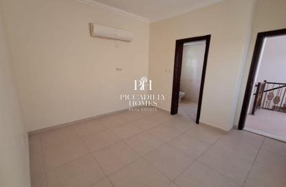 Villa - 6 - 6 for rent in Souk Al gharaffa - Al Gharrafa - Doha